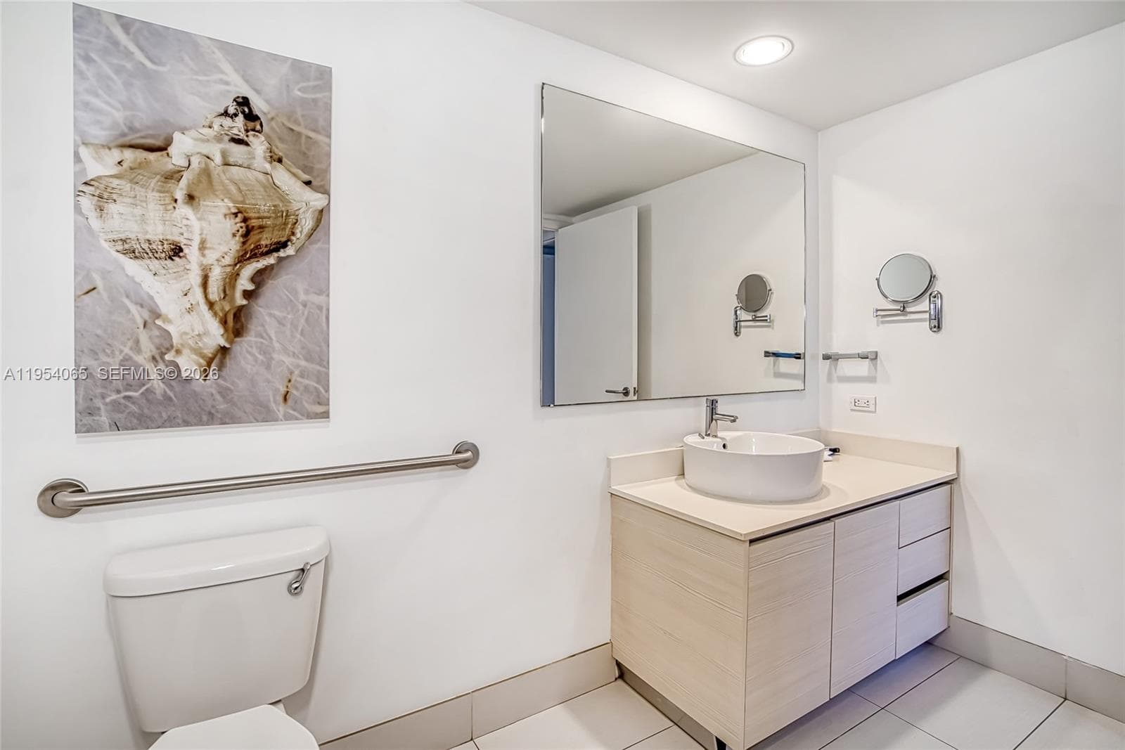 BEACHWALK CONDOMINIUM · #R2304 in Hallandale Beach - Photo 17