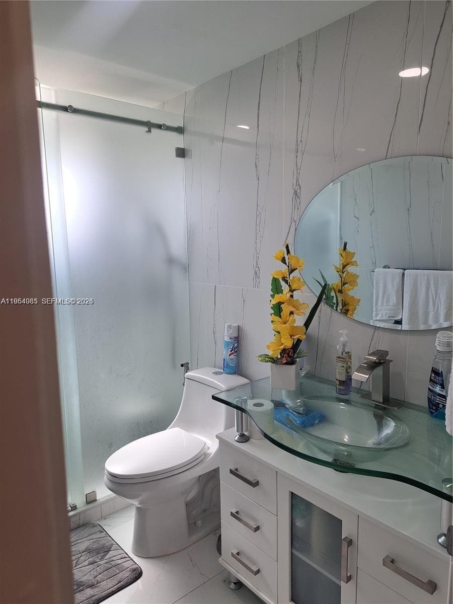 SANS SOUCI CONDO · #2 in North Miami - Photo 15