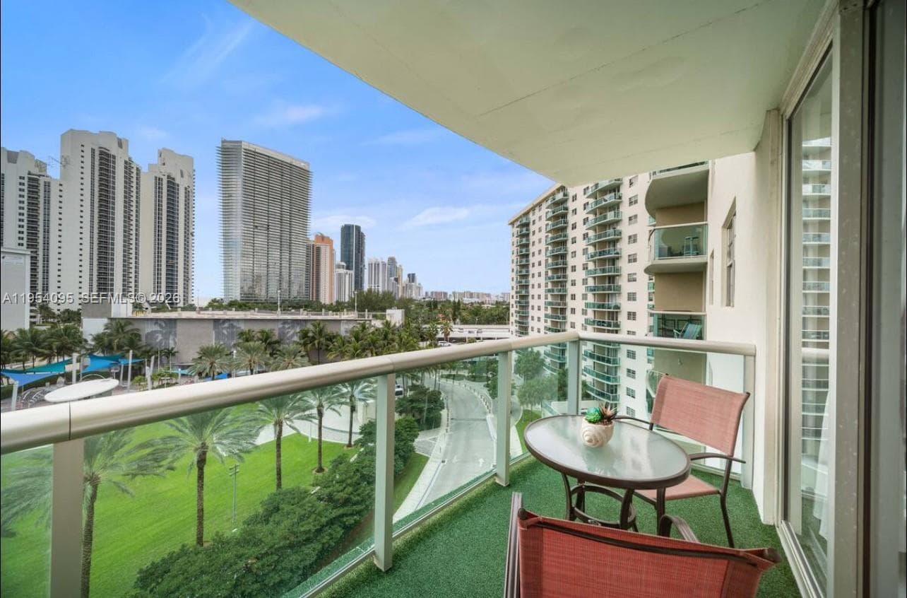 Ocean Reserve · #825 in Sunny Isles Beach - Photo 1