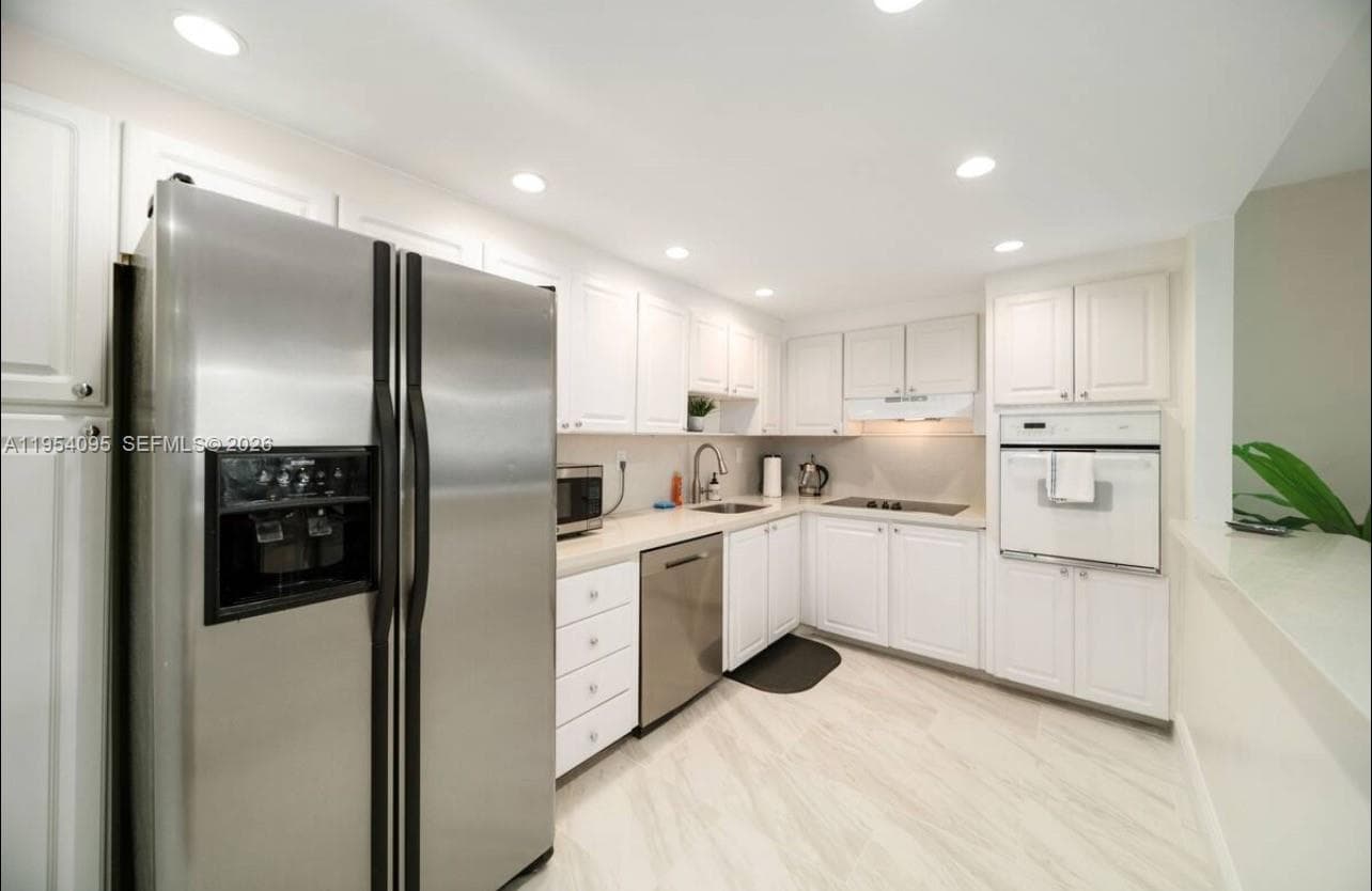 Ocean Reserve · #825 in Sunny Isles Beach - Photo 9