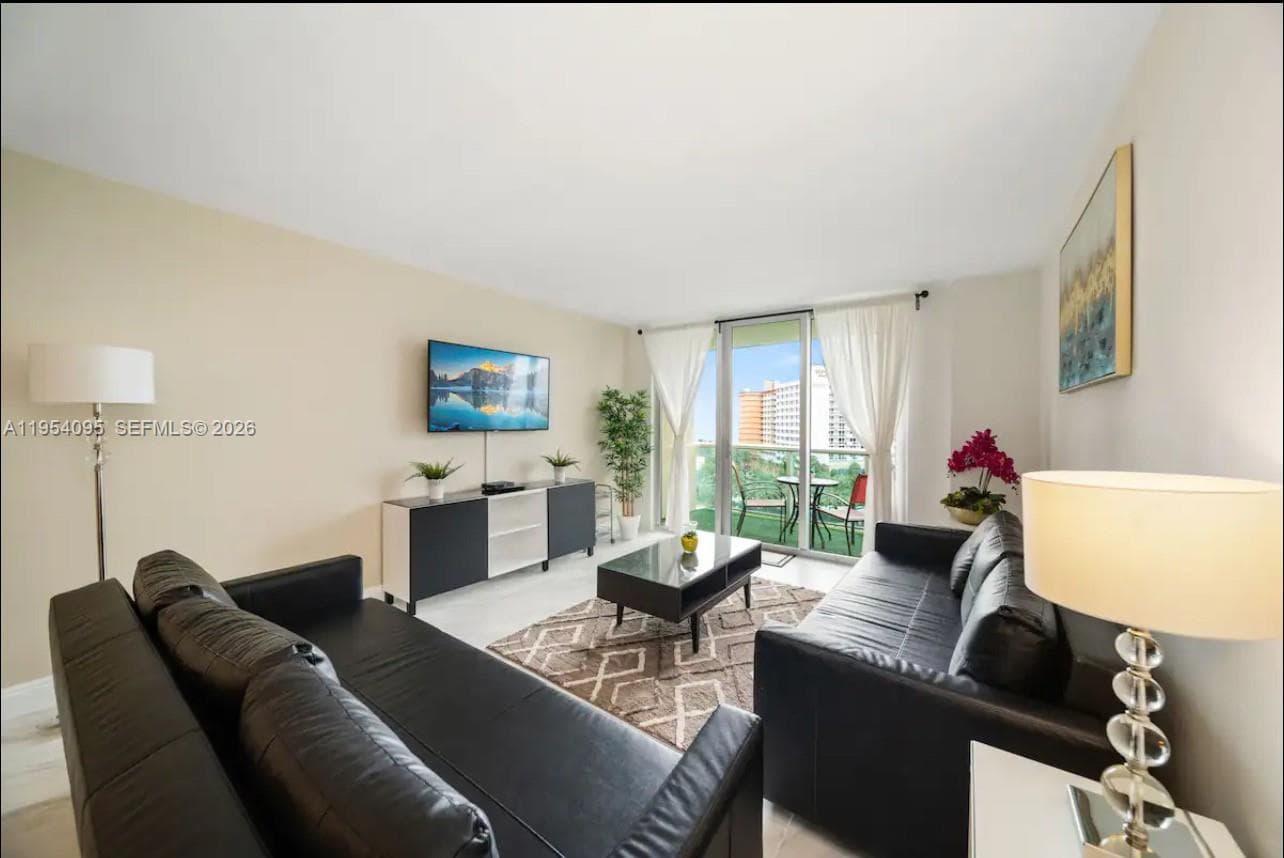 Ocean Reserve · #825 in Sunny Isles Beach - Photo 4