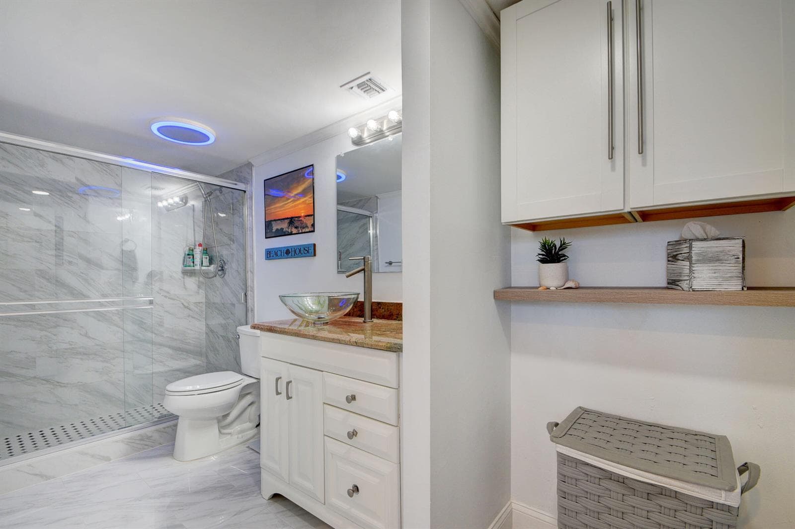 Guest bath - upgraded & storage!