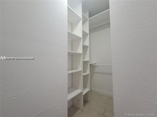 OLA CONDO · #B303 in Miami - Photo 9