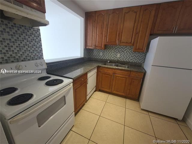 OLA CONDO · #B303 in Miami - Photo 18