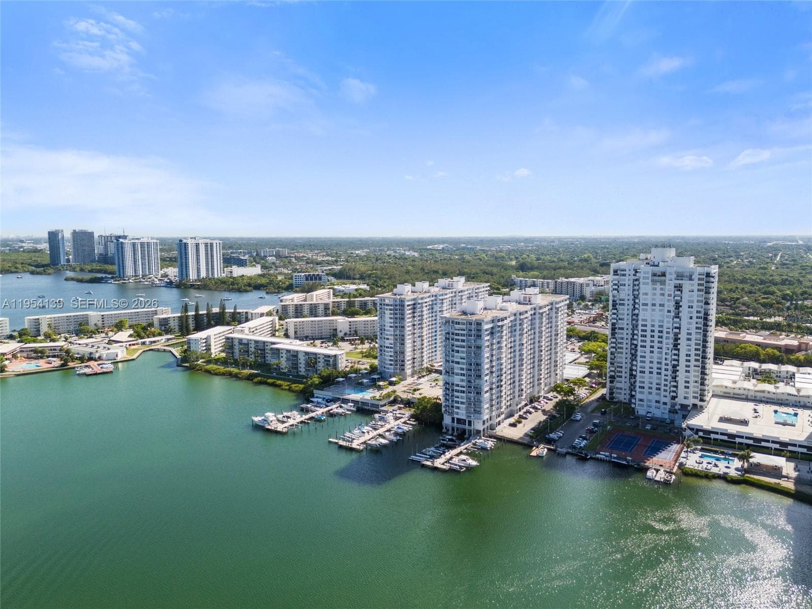Del Prado · #1701 in Aventura - Photo 29