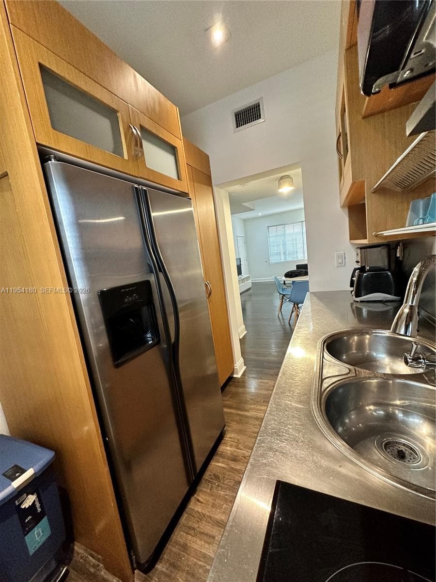 RETREAT CONDO · #105 in Miami Beach - Photo 6