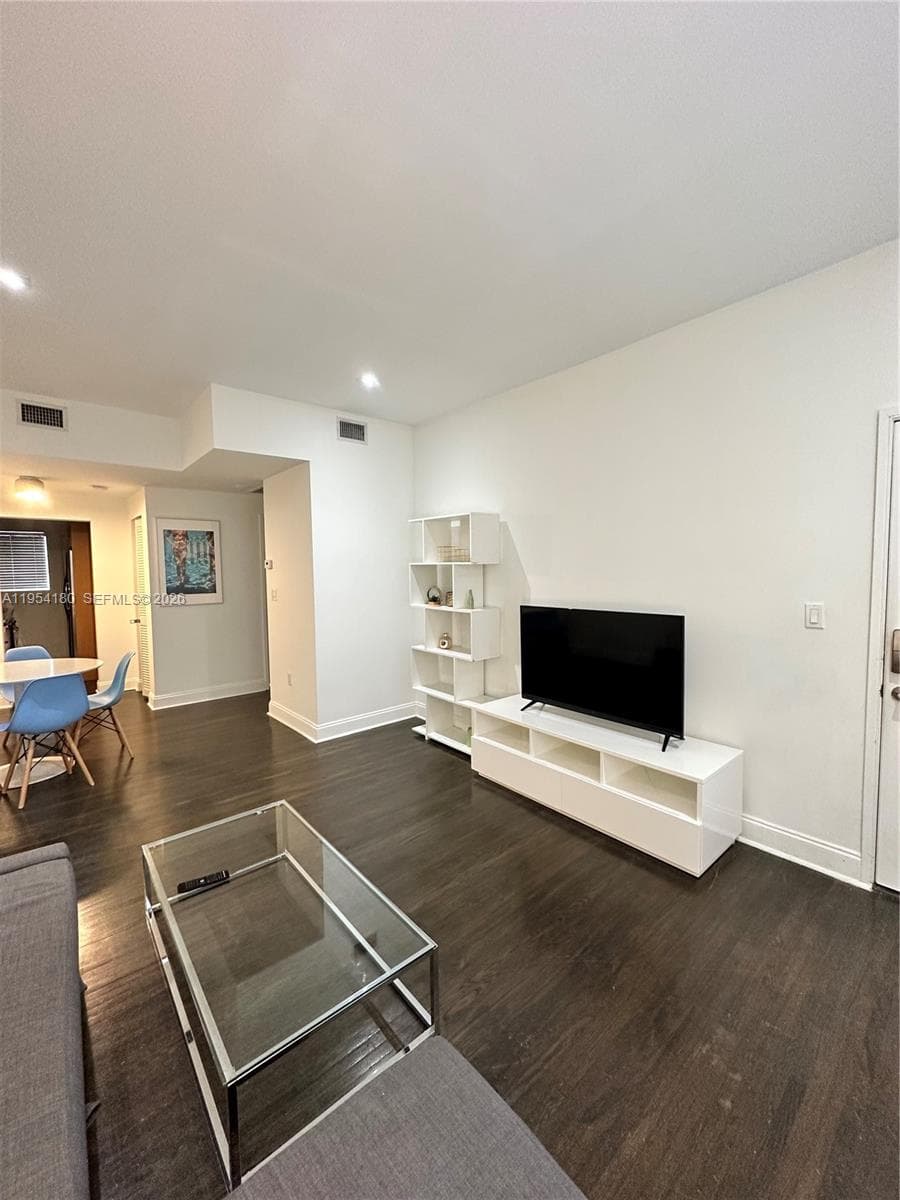 RETREAT CONDO · #105 in Miami Beach - Photo 16