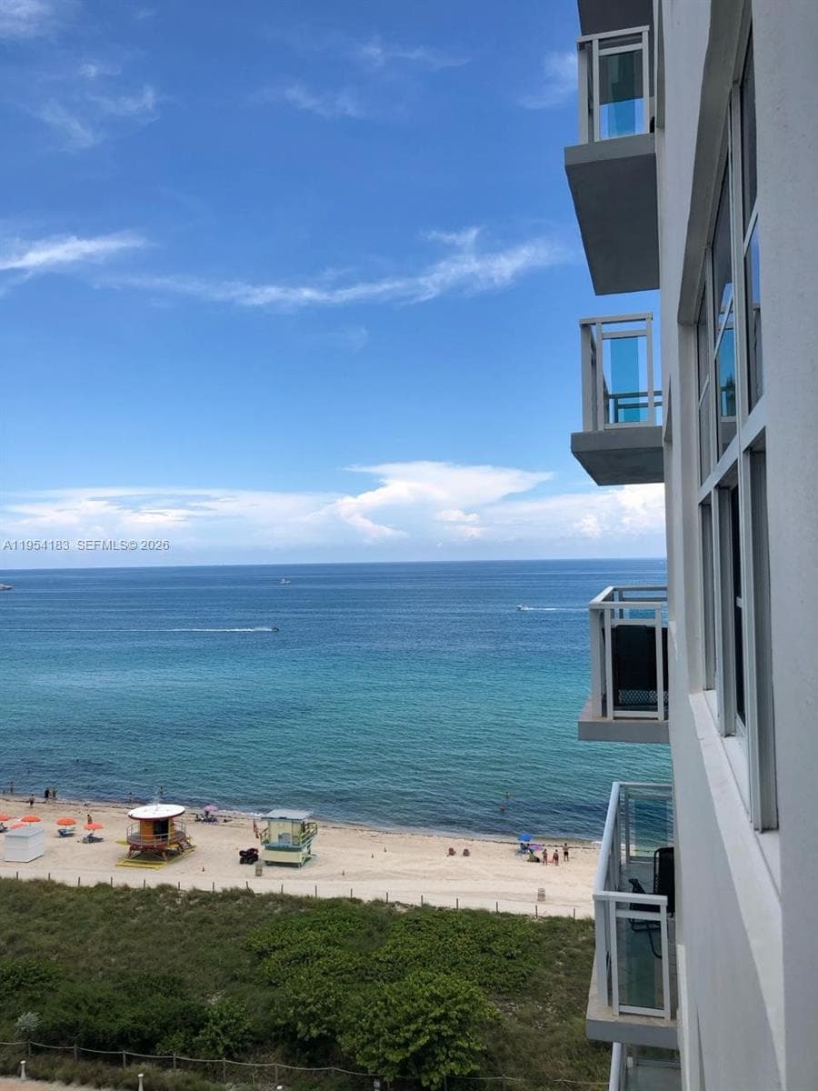 THE COLLINS CONDO · #1206 in Miami Beach - Photo 16