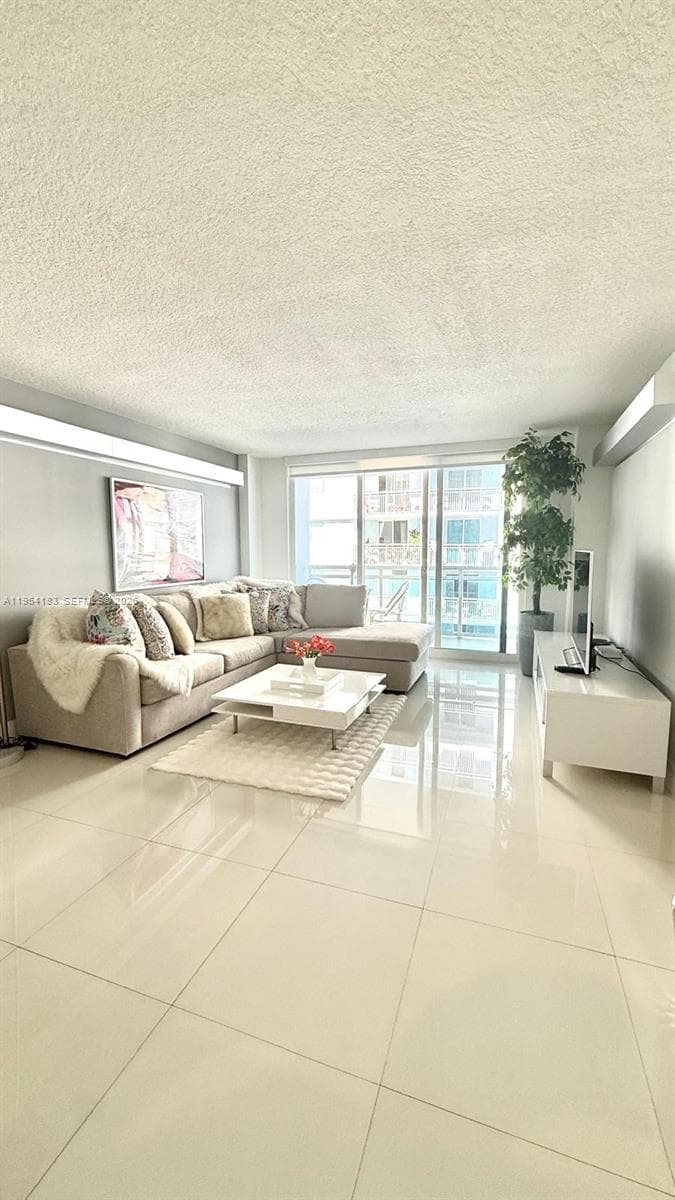 THE COLLINS CONDO · #1206 in Miami Beach - Photo 3