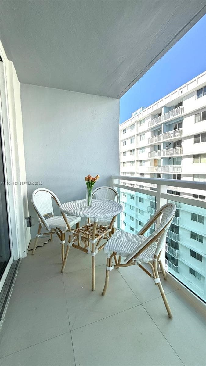 THE COLLINS CONDO · #1206 in Miami Beach - Photo 14