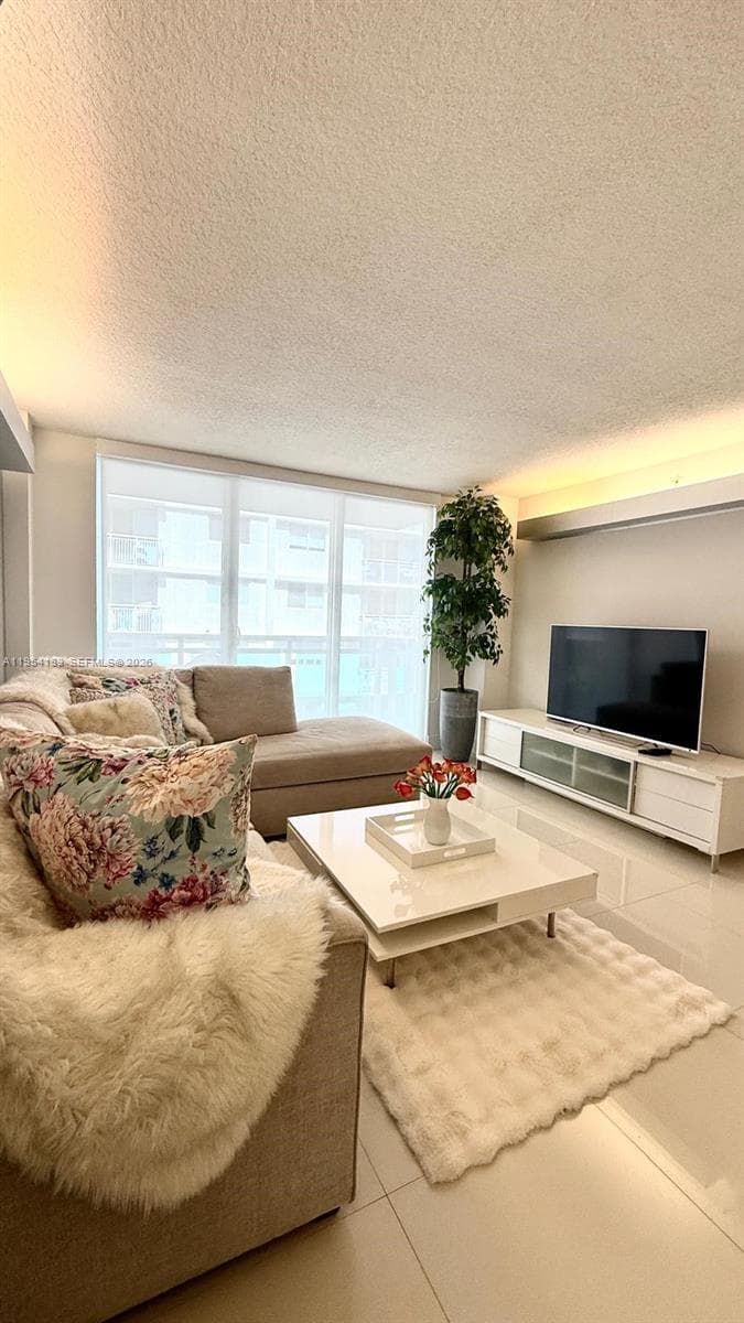 THE COLLINS CONDO · #1206 in Miami Beach - Photo 4