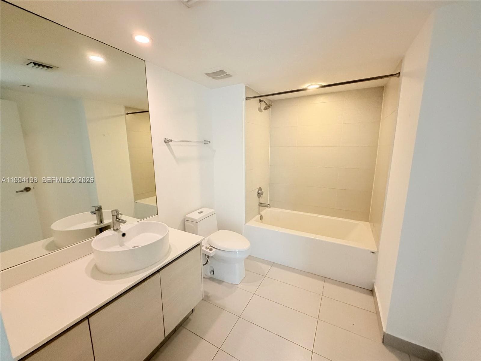 BALTUS CONDOMINIUM · #1014 in Miami - Photo 12