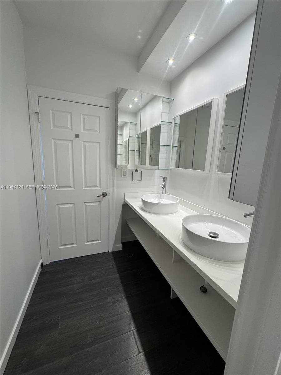 Lincoln View Condominium · #302 in Miami Beach - Photo 13