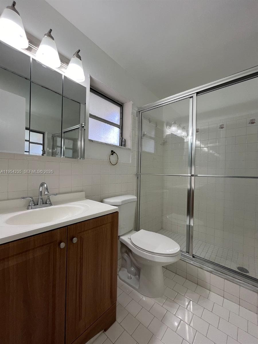 PALMVIEW CONDOMINIUM · #1 in Hollywood - Photo 3