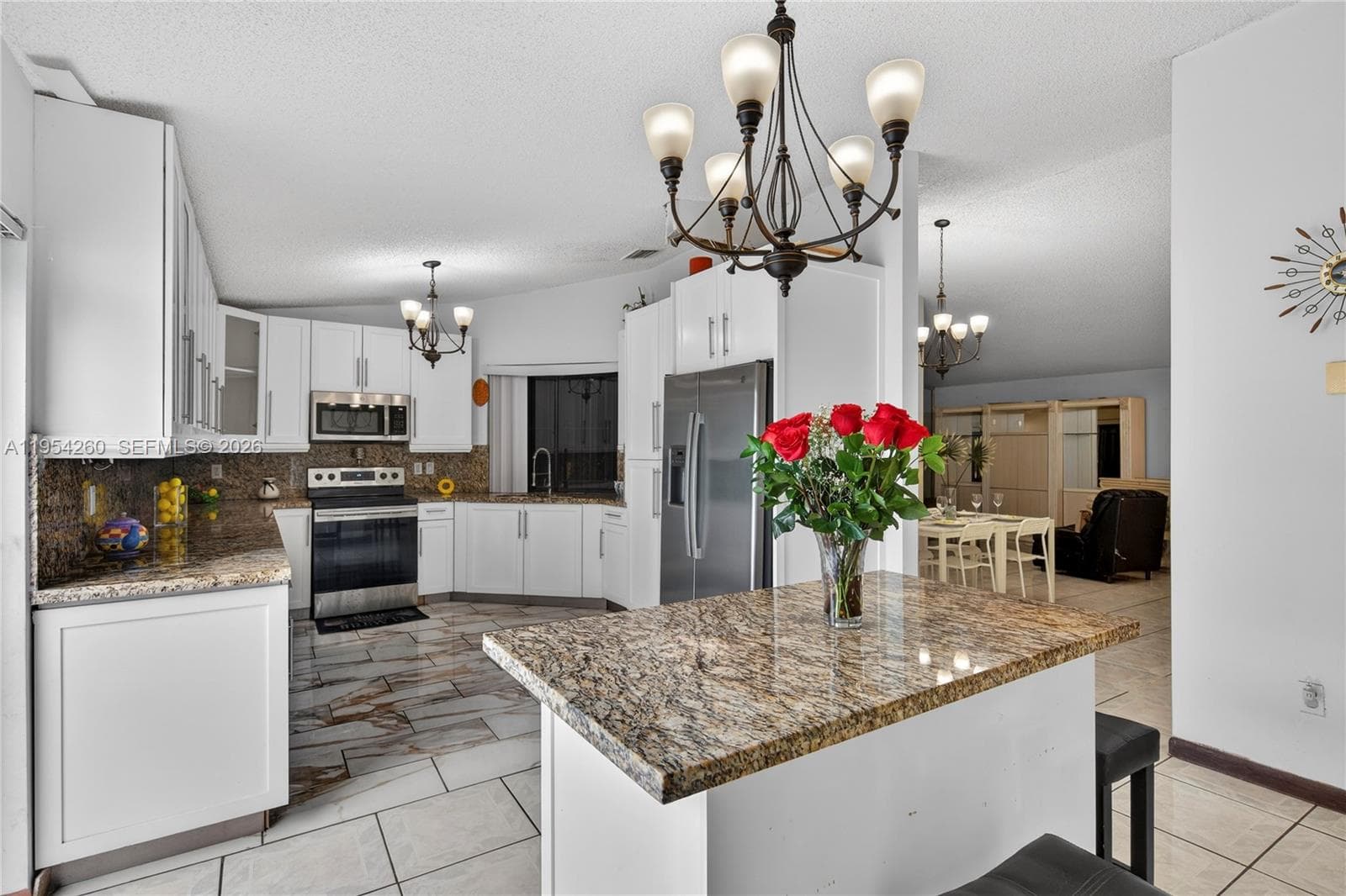 17307 SW 115th Ave photo 2