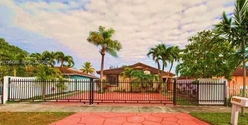 17307 SW 115th Ave photo 3