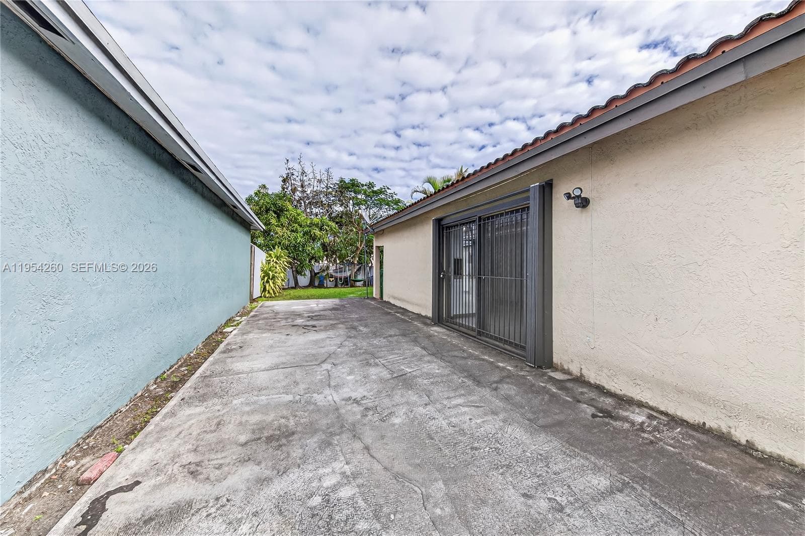 17307 SW 115th Ave photo 10