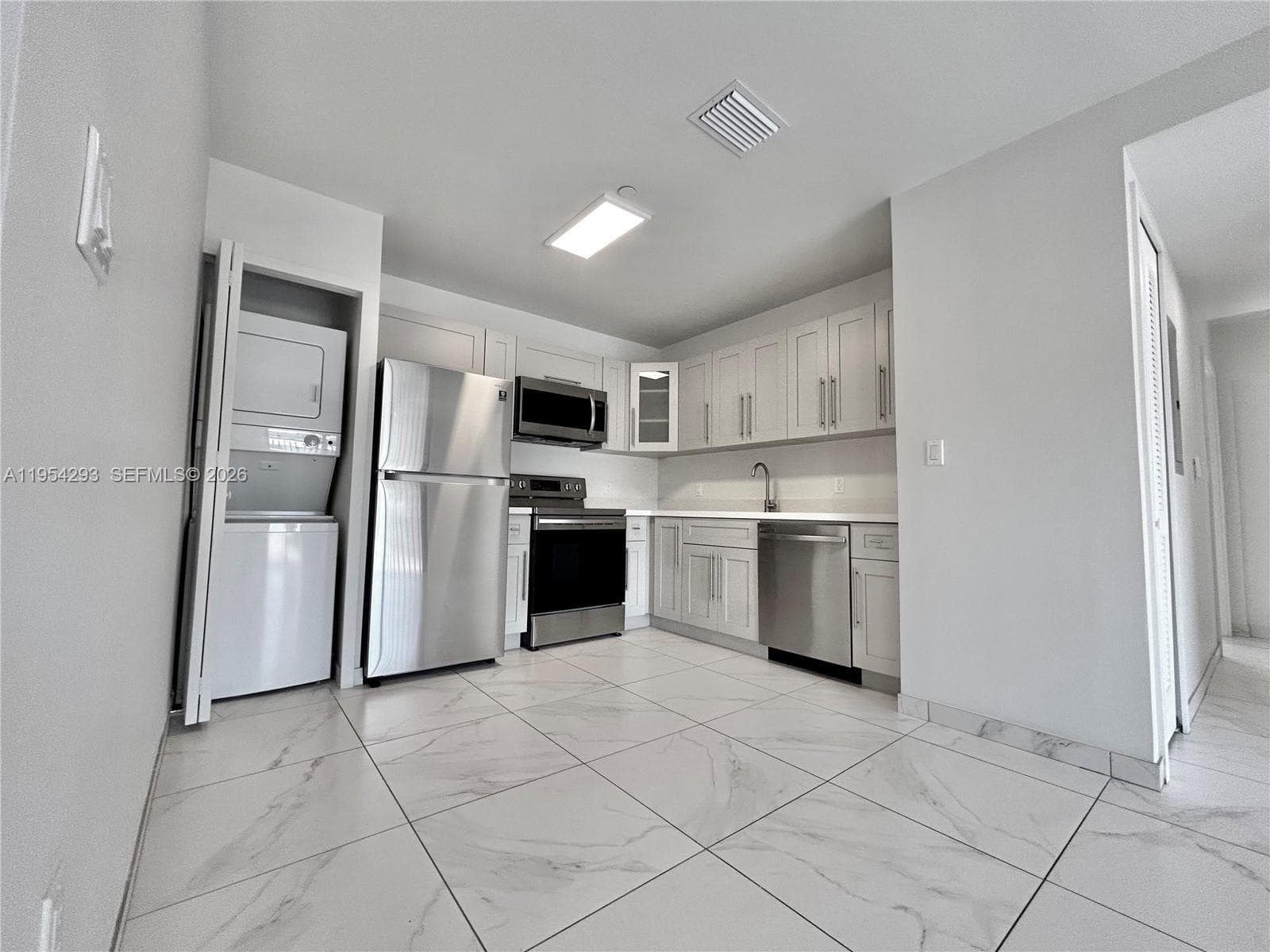 BRICKELL RIVERVIEW · #202 in Miami - Photo 2