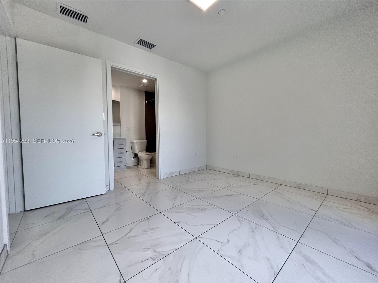 BRICKELL RIVERVIEW · #202 in Miami - Photo 17