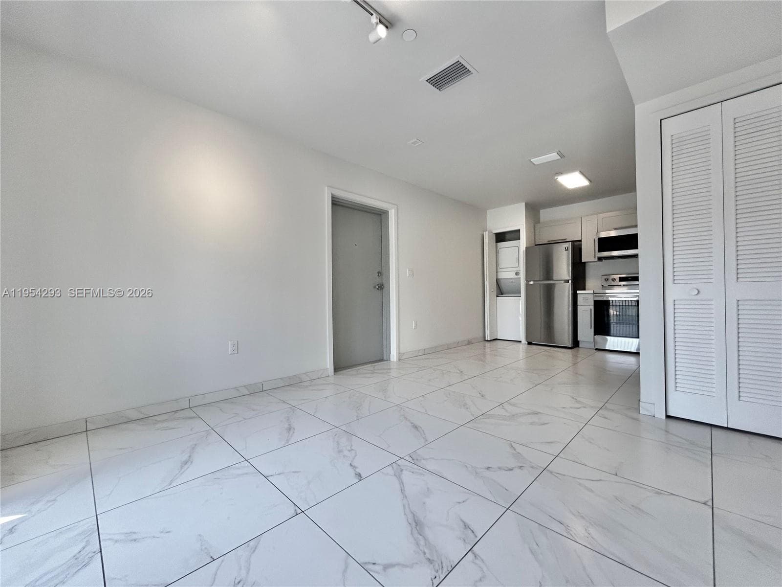 BRICKELL RIVERVIEW · #202 in Miami - Photo 7