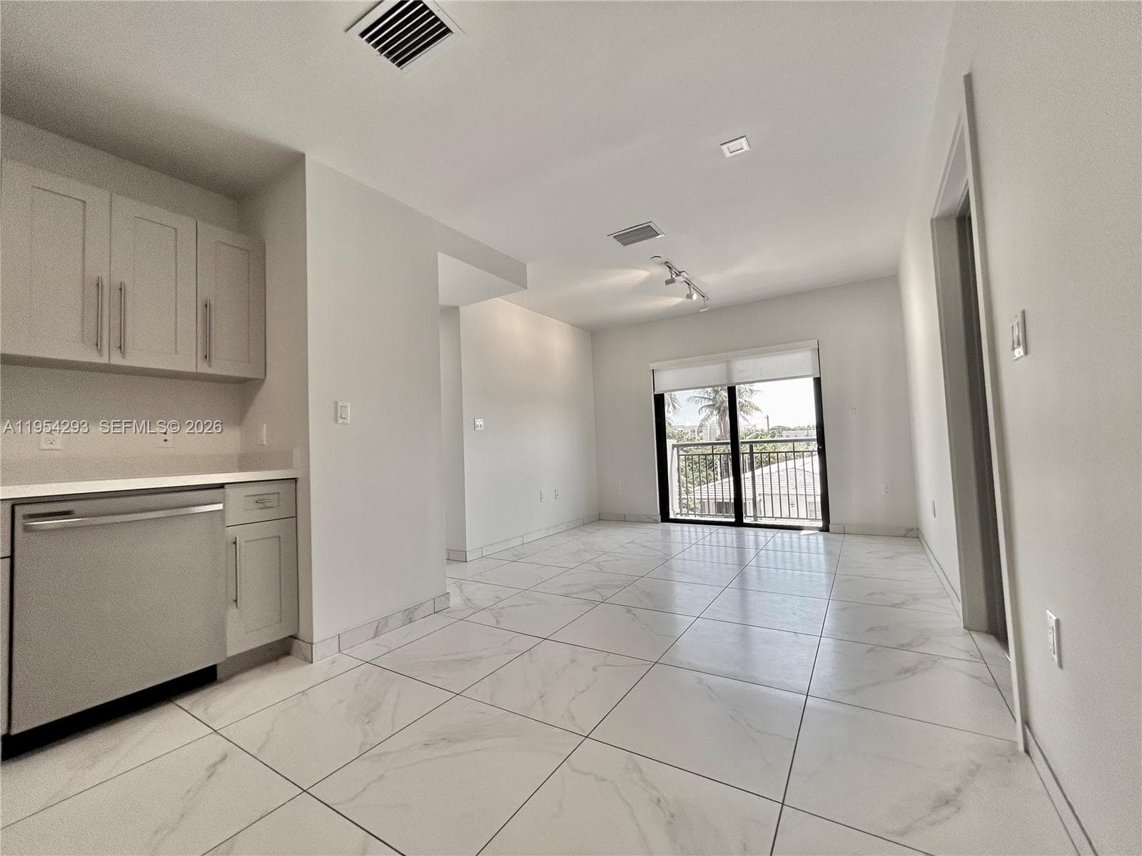 BRICKELL RIVERVIEW · #202 in Miami - Photo 5
