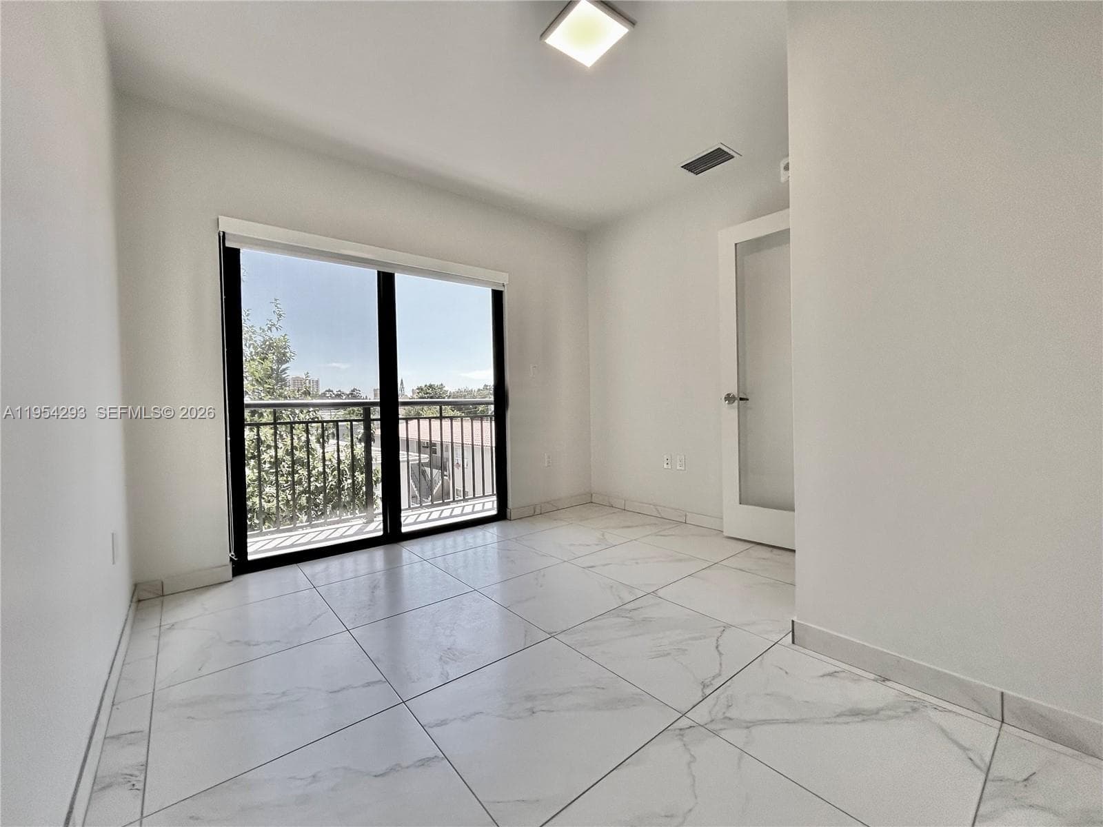 BRICKELL RIVERVIEW · #202 in Miami - Photo 14