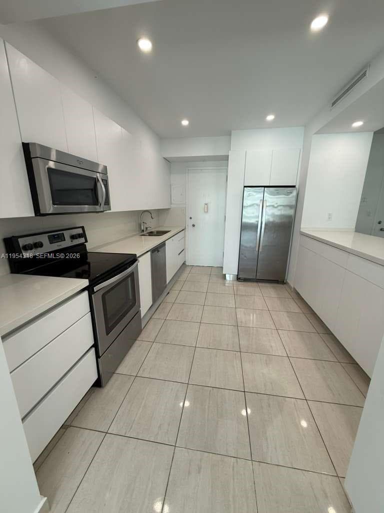 CRYSTAL HOUSE CONDO · #12B in Miami Beach - Photo 6