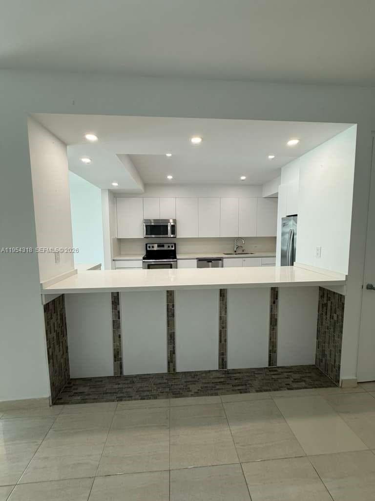 CRYSTAL HOUSE CONDO · #12B in Miami Beach - Photo 5