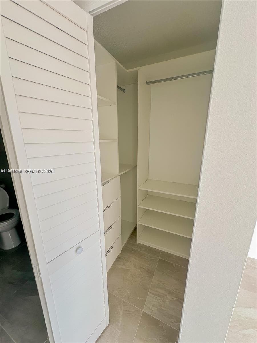 REEF CLUB CONDO ASS · #4J in North Miami Beach - Photo 13