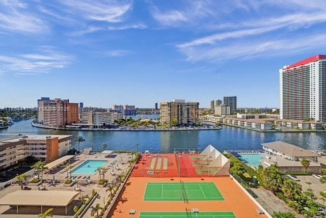 PRINCE GEORGE ARMS CONDO · #11J in Hallandale Beach - Photo 1