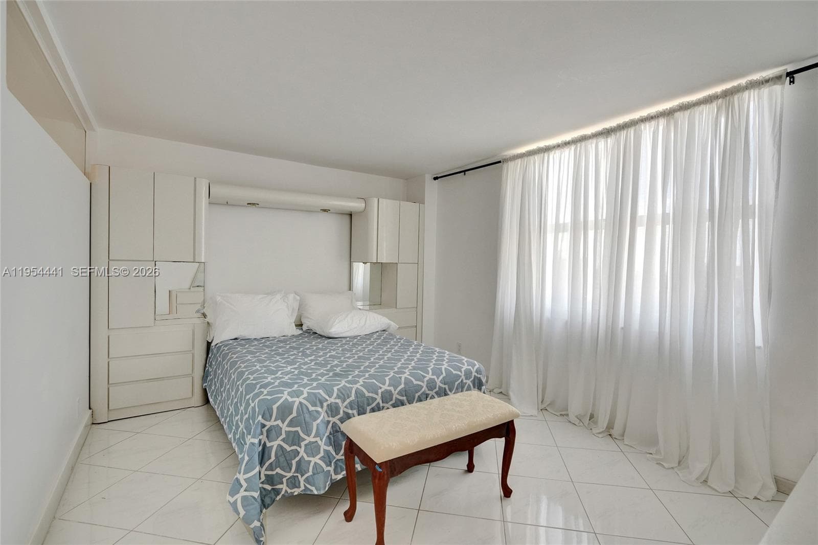 PRINCE GEORGE ARMS CONDO · #11J in Hallandale Beach - Photo 9