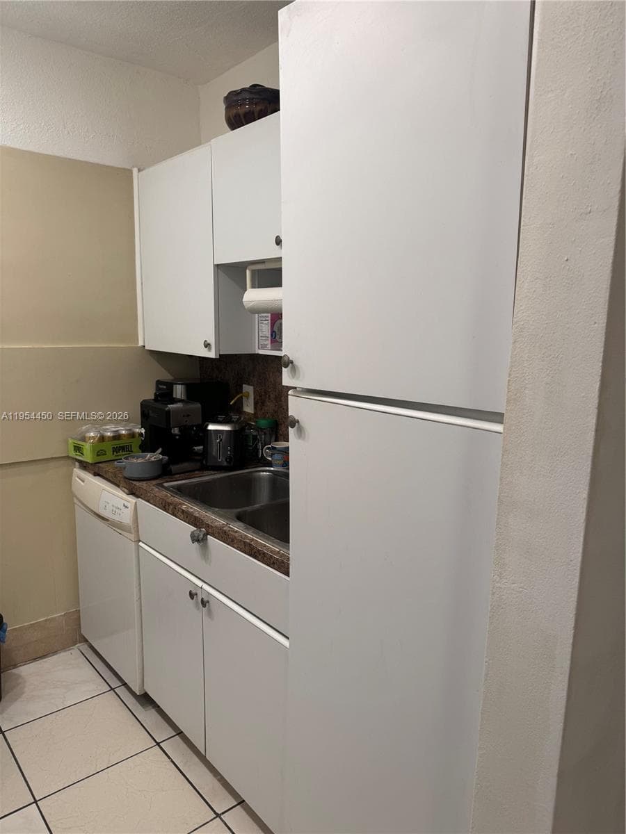 RO-MONT GARDENS ANDOVER B · #1 in Miami Gardens - Photo 8