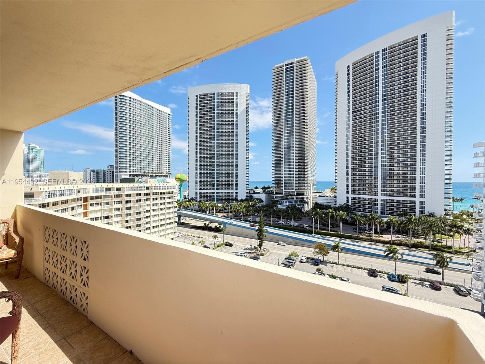 PLAZA TOWERS NORTH CONDO · #1402 in Hallandale Beach - Photo 2