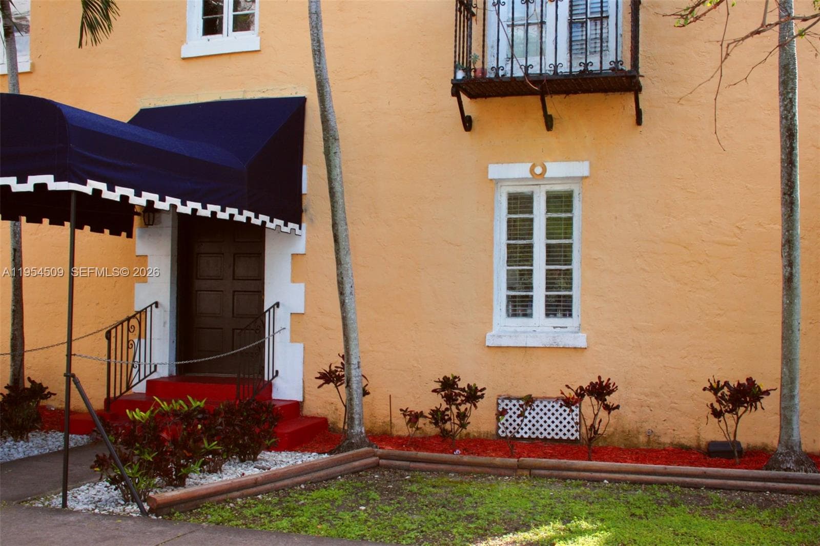 MENDOZA CONDO · #1A in Coral Gables - Photo 2