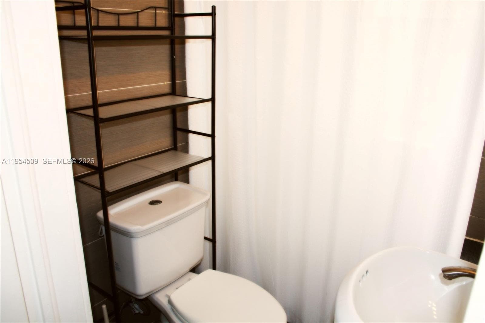 MENDOZA CONDO · #1A in Coral Gables - Photo 6