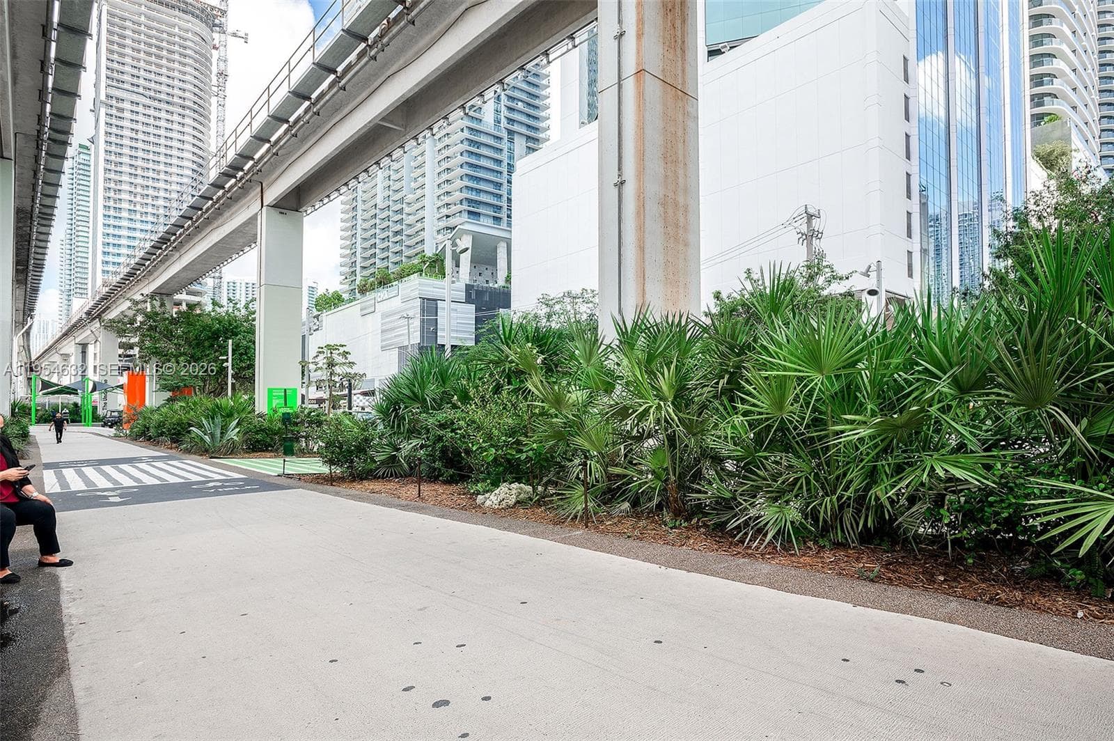 CASA GRANDE I TOWERS · #1101 in Miami - Photo 15