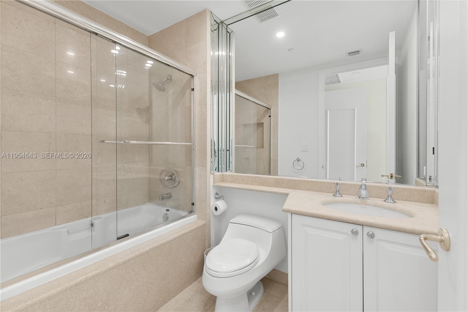 BELLA VISTA MID RISE NORT · #303 & 204 in Aventura - Photo 20