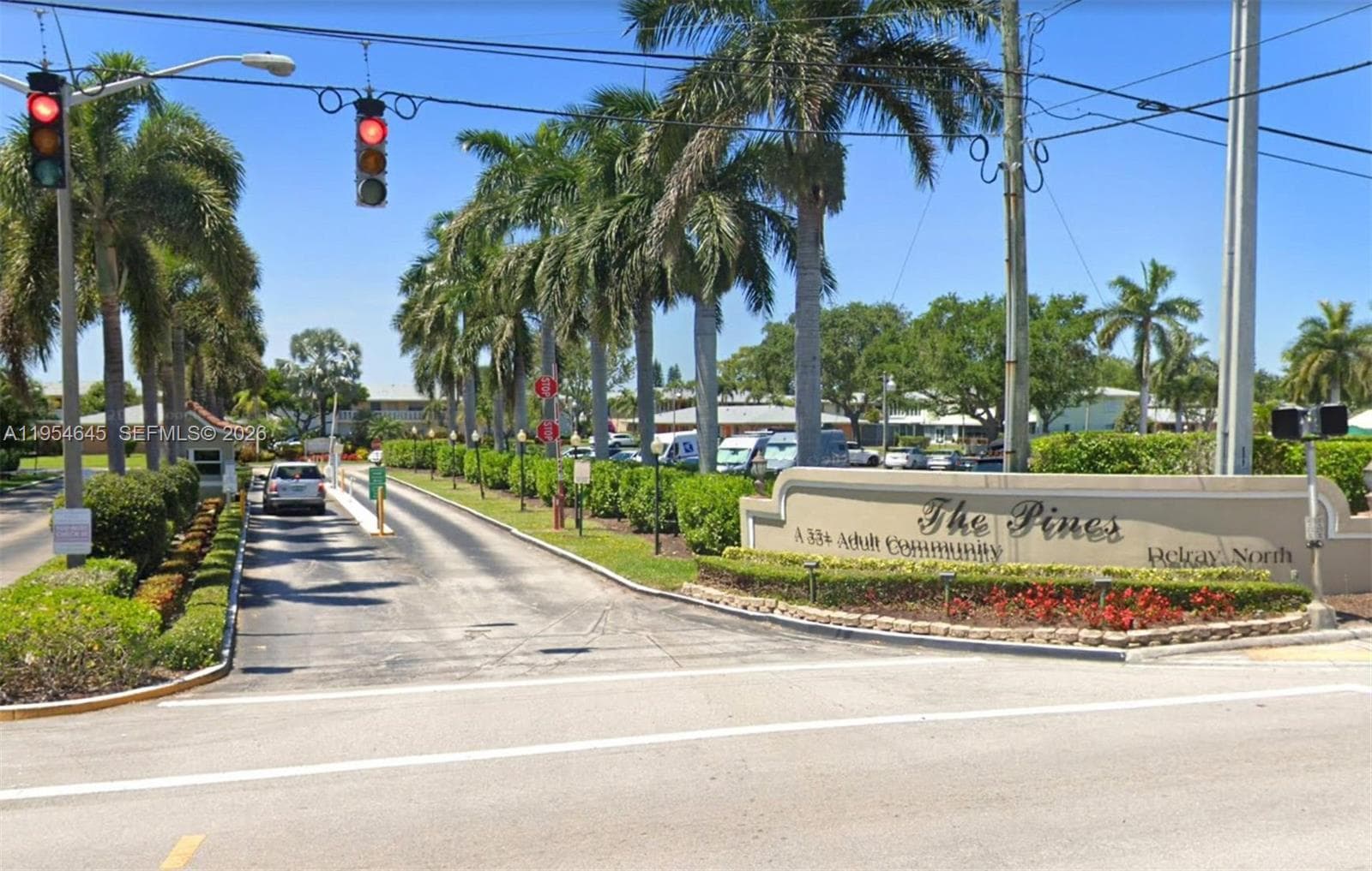 PINES DELRAY NORTH · #101 in Delray Beach - Photo 23