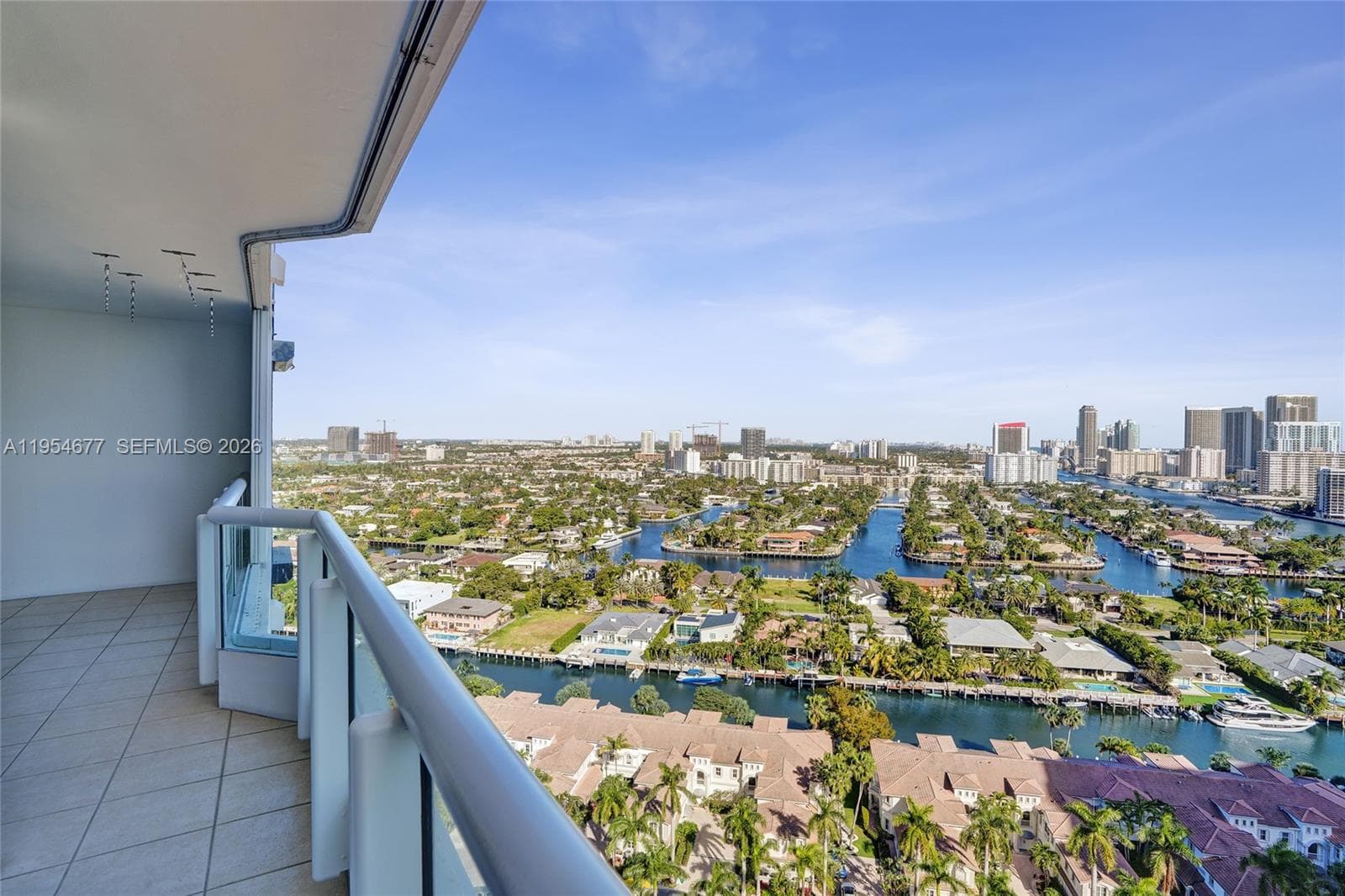 NORTH TOWER AT THE POINT · #2310 in Aventura - Photo 29