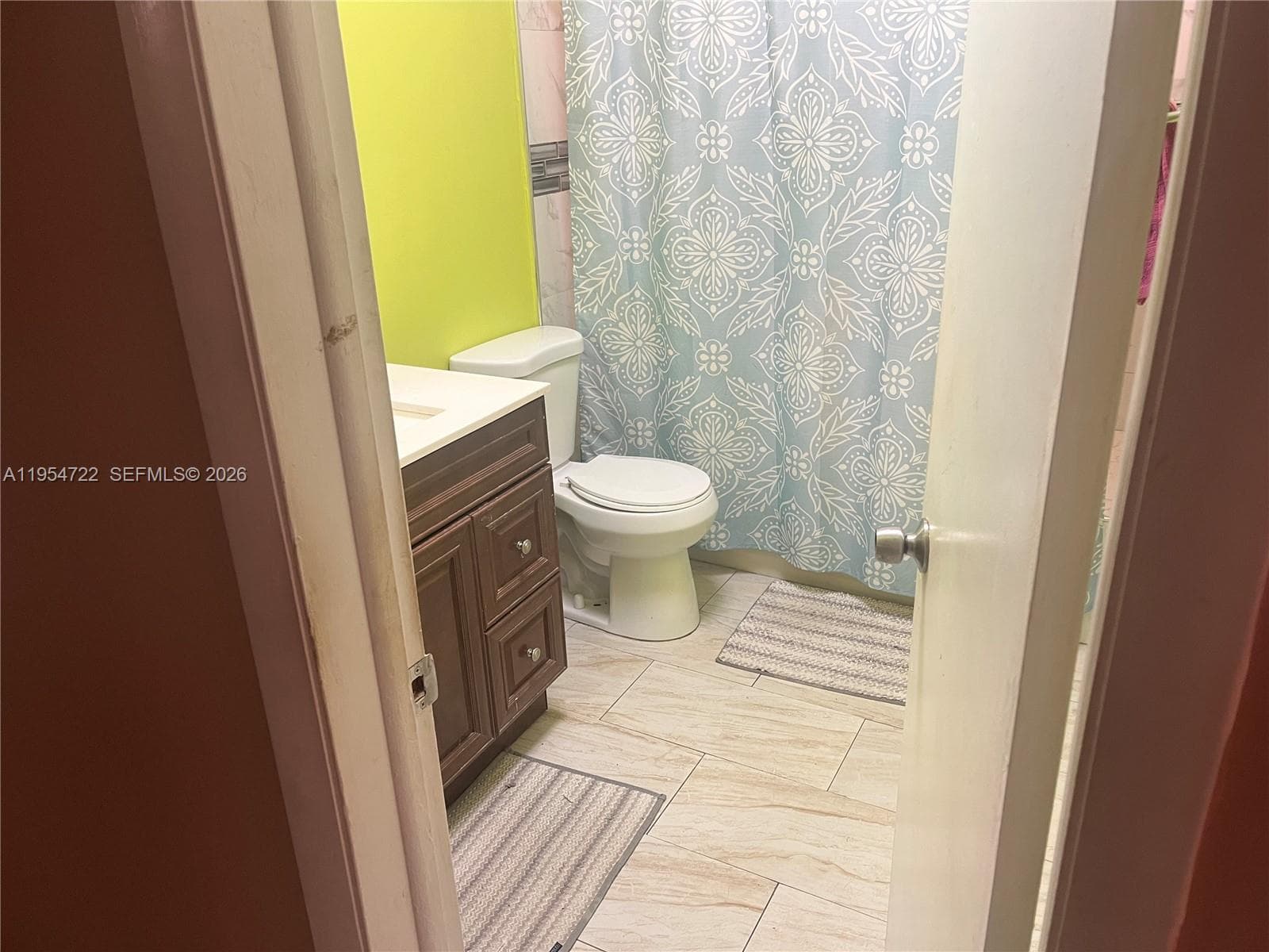 11041 SW 166th Ter photo 18