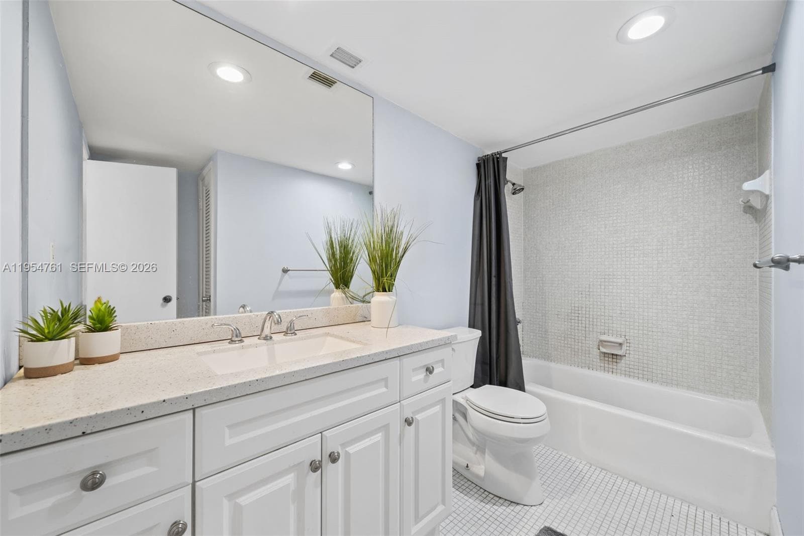 OCEANVIEW BUILDING A COND · #209 in Sunny Isles Beach - Photo 11