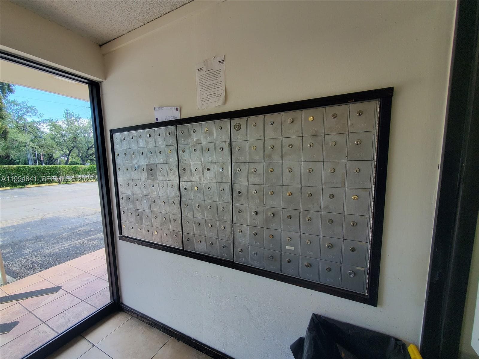 WOODSIDE APTS CONDO · #127 in North Miami Beach - Photo 4