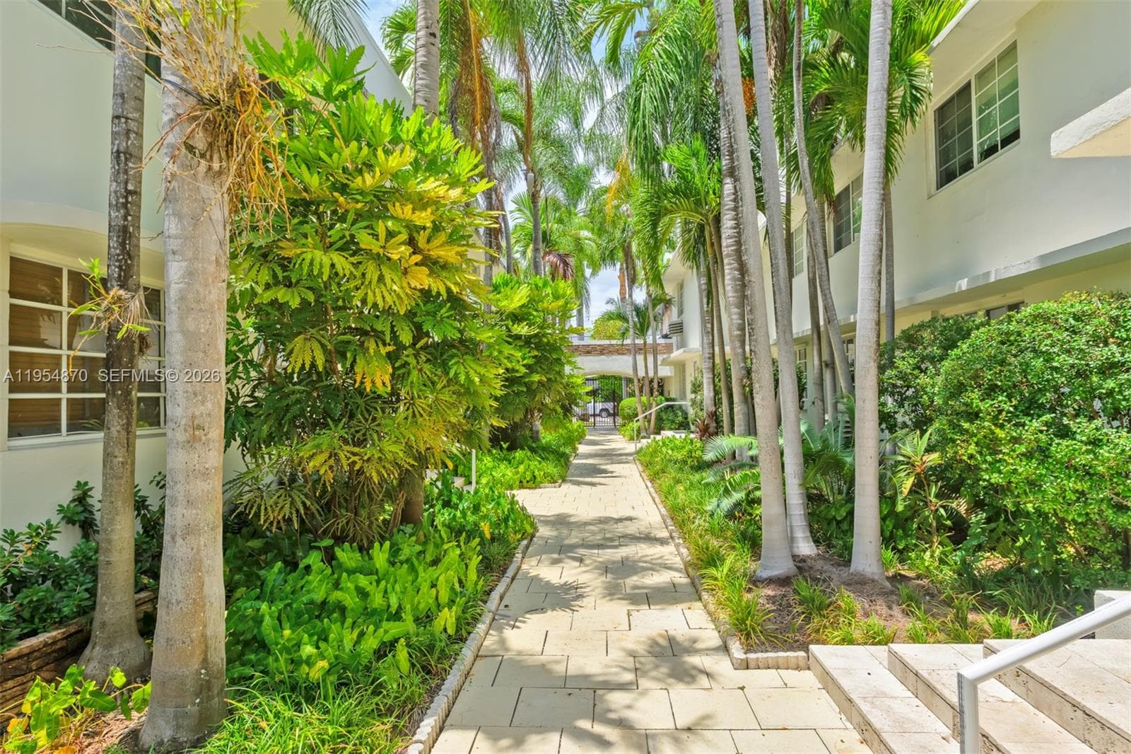 LINCOLN ROAD VILLAS CONDO · #1601-9 in Miami Beach - Photo 16