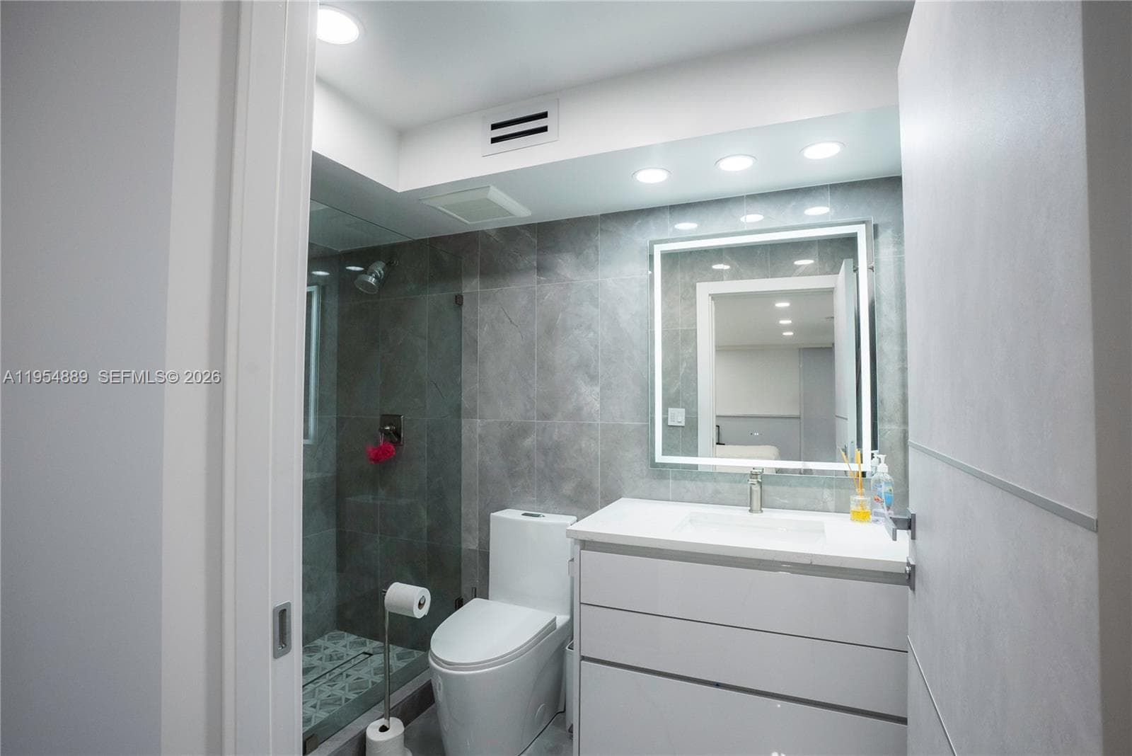 Winston Towers 600 HOA · #309 in Sunny Isles Beach - Photo 20