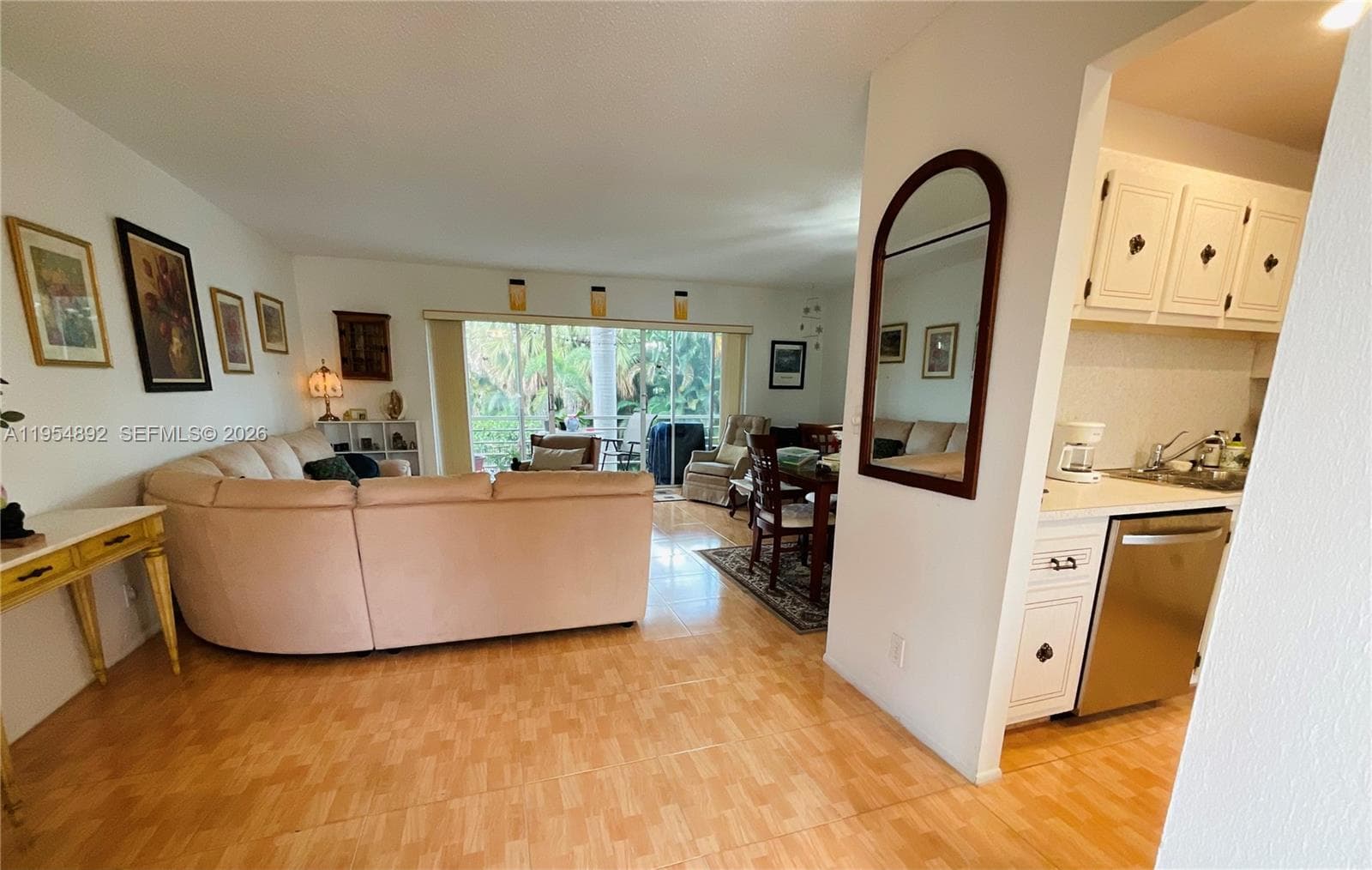 Fairways Royale Condo · #209 in Hallandale Beach - Photo 7
