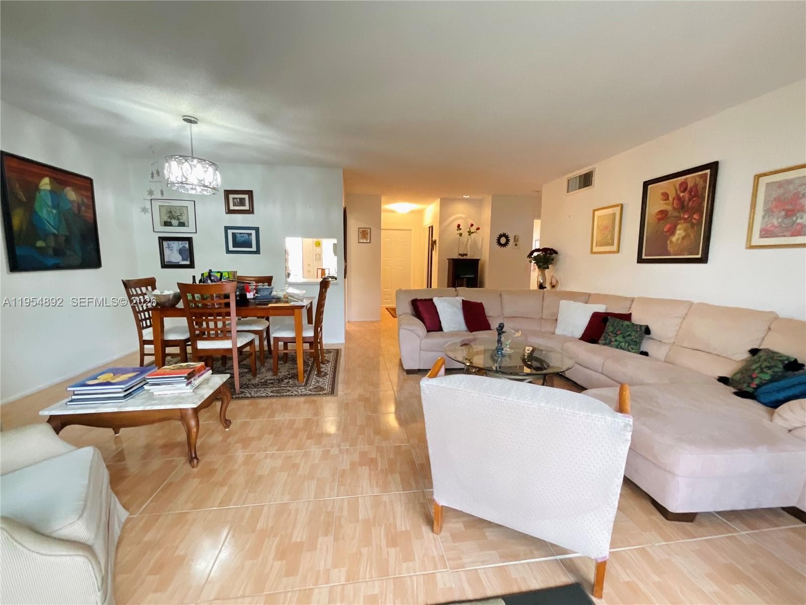 Fairways Royale Condo · #209 in Hallandale Beach - Photo 9