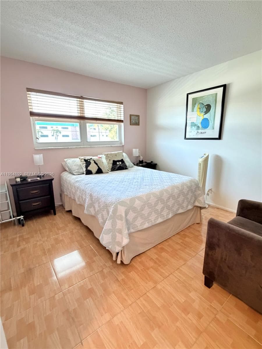 Fairways Royale Condo · #209 in Hallandale Beach - Photo 18