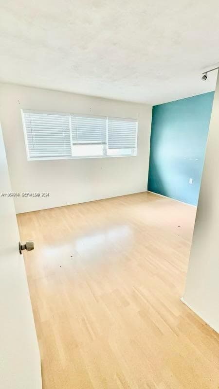 LIDO BAY MANOR · #201 in Miami - Photo 10