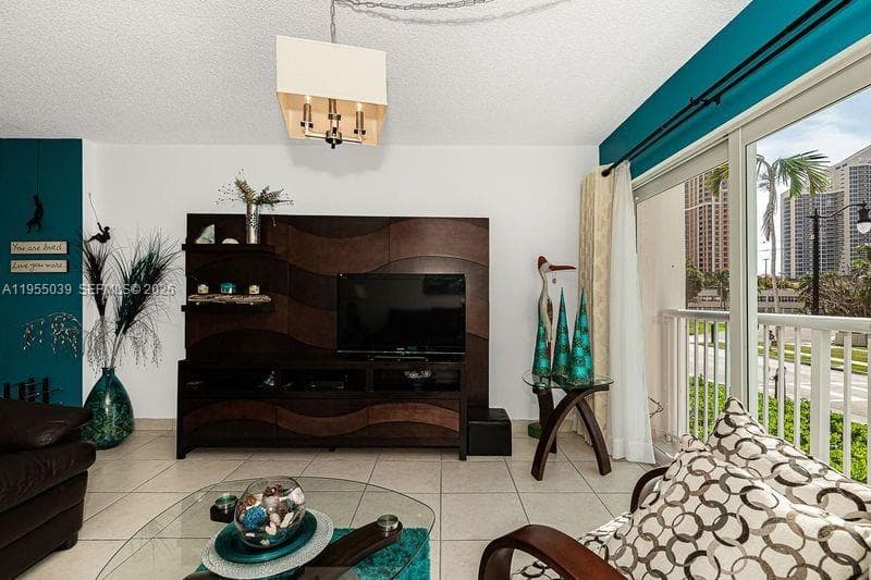 TOWNER ROYALE · #203 in Sunny Isles Beach - Photo 18