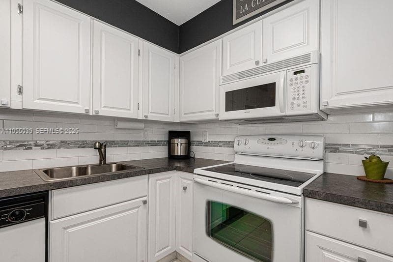 TOWNER ROYALE · #203 in Sunny Isles Beach - Photo 4